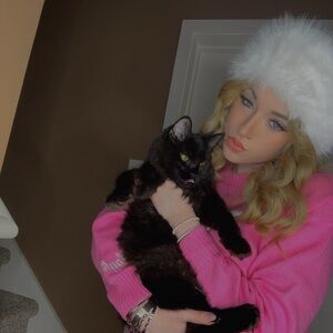 Meet your Posher, Lily